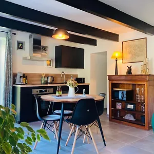  Vakantiehuis Charmante Petite Maison Renovee Frankrijk
